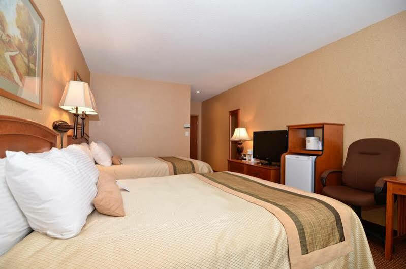 Days Inn By Wyndham Swift Current Ngoại thất bức ảnh